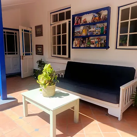 Guinea Fowl Lodge - Lagoon & Heads View B&B, Central Knysna-3